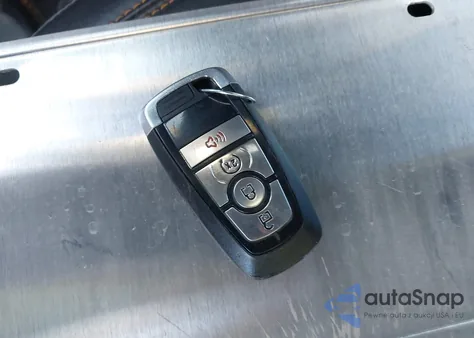 2022 Ford Bronco Badlands z USA, uszkodzony, nr VIN 1FMEE5DP8NLB51133